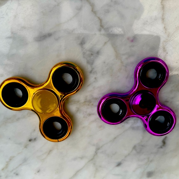 Other - New metal hand spinner 2 sets